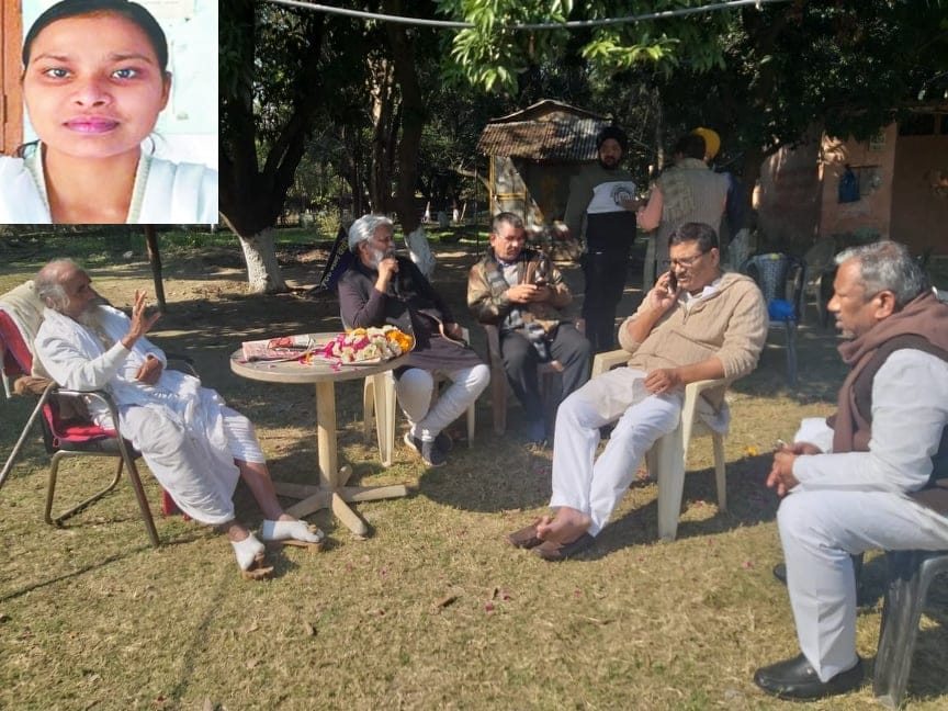 Nitish Kumar Support Sadhvi padmavati who sit on death Strike for ganga protection in haridwar