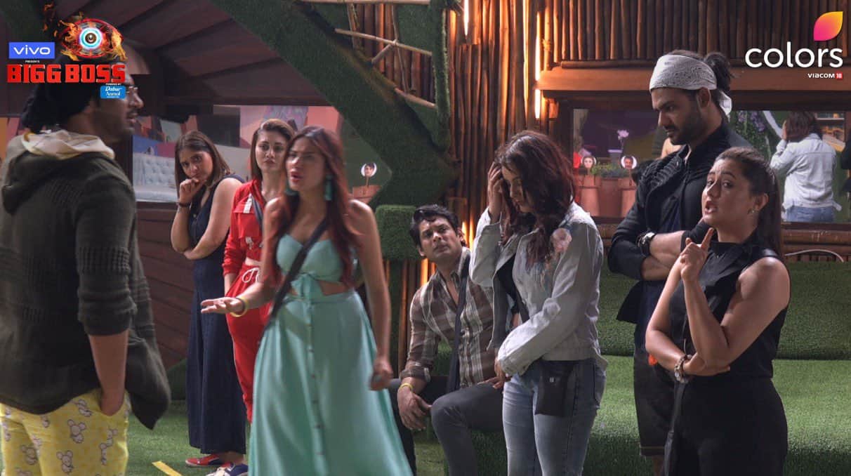 Bigg Boss 13 makers are planning for ticket to finale Rohit Shetty Saif Ali Khan may enter soon