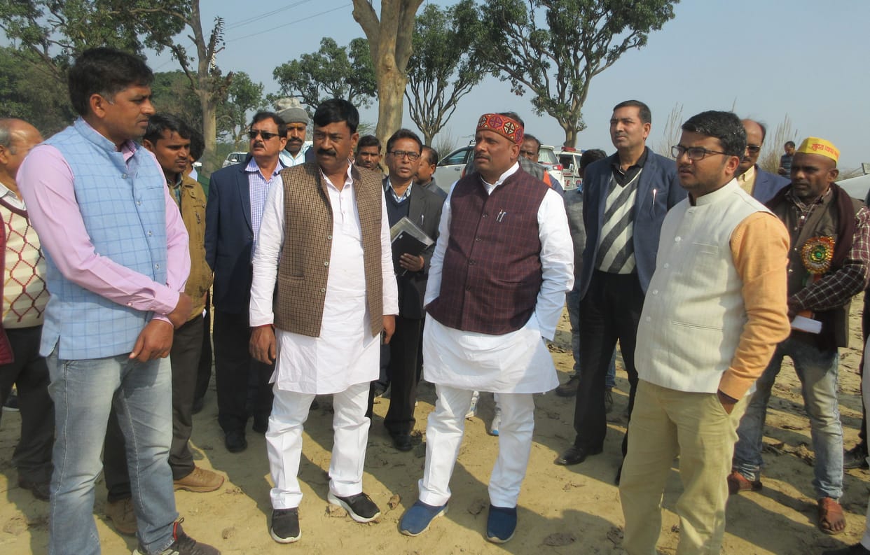 DM inspected Kubri Ghat with MLA