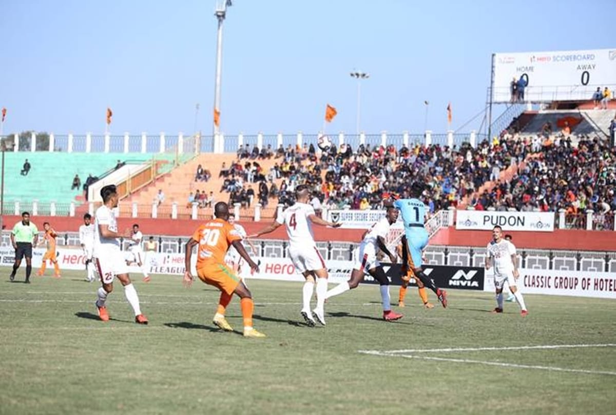 Mohun Bagan past Neroca FC and maintains top spot