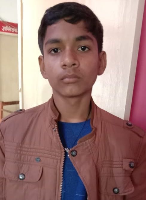 Four-wheeler miscreants kidnap student of class VIII