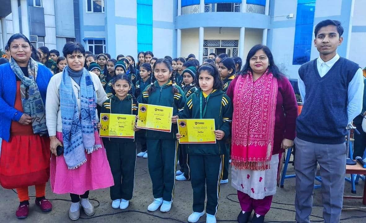 Female students get enrolled in Best Artist category