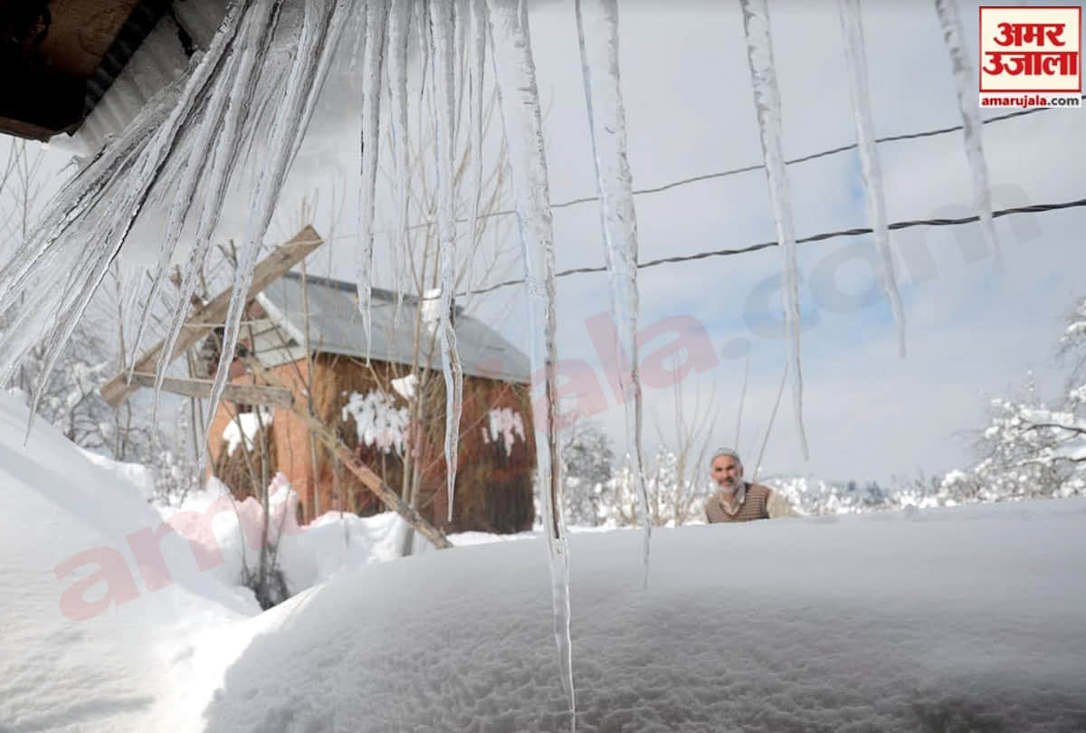 Cold wave due to heavy snowfall in Kashmir