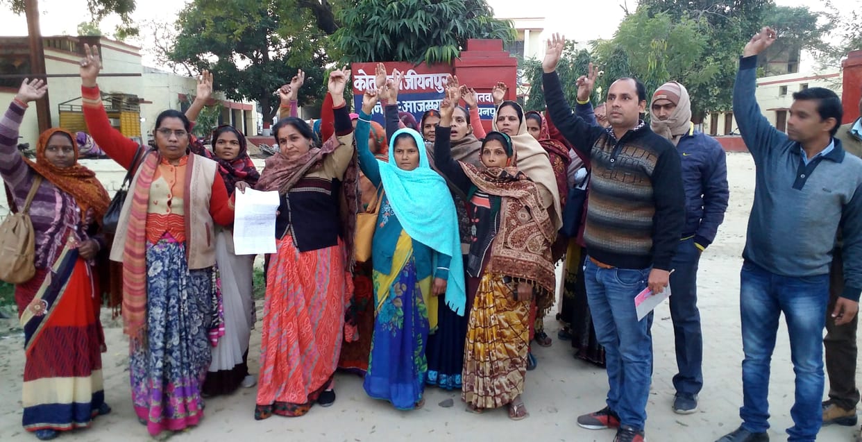 Asha opened front against medical officer in-charge