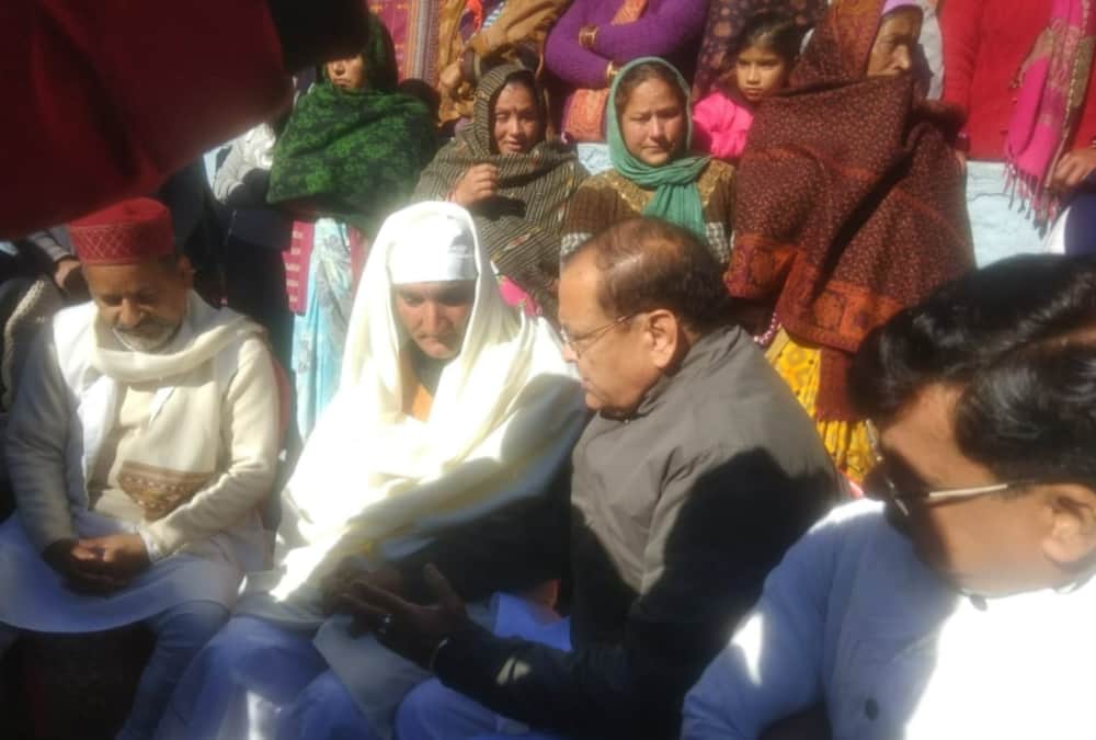 Martyr Rahul Father proud of his son for Loss Life for India Toldon funeral in champawat