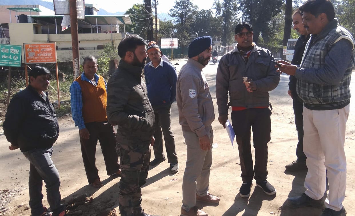 Tahrir given against firm laying sewer pipe