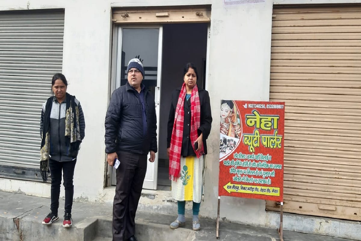 Abortion center was running in beauty parlor in a village of Meerut city