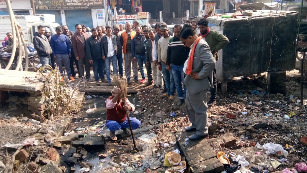 city MLA rmd aggarwal said - MD of Jal Nigam admitted engineers' mistake, action will be taken