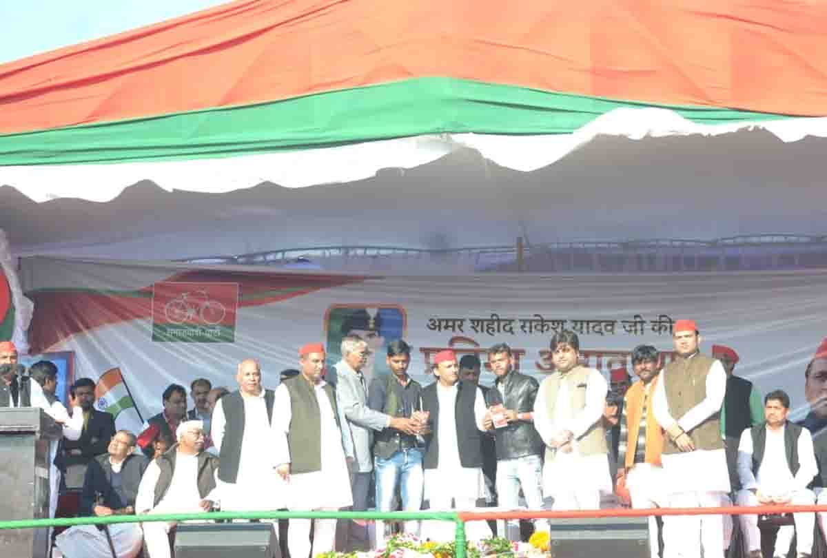 Only 600 days of Modi government left in Akhilesh Yadav's calendar