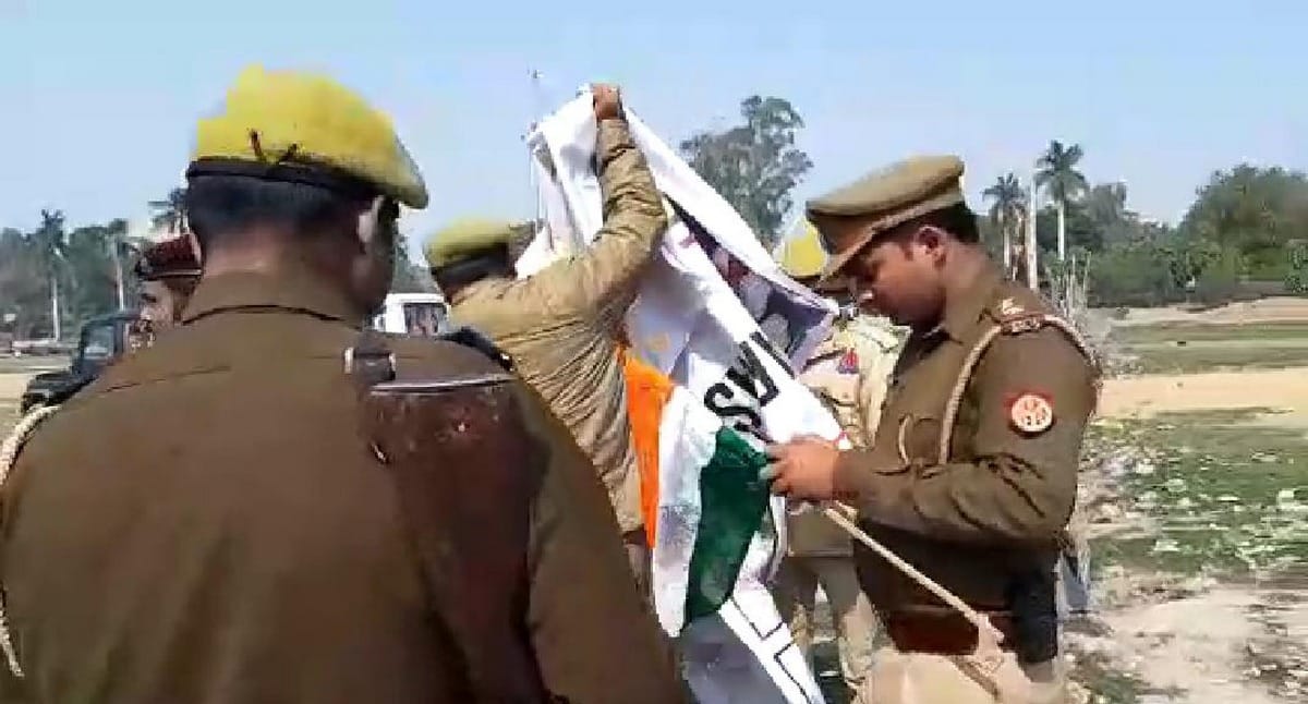 Women protest against caa nrc in beniya bagh varanasi