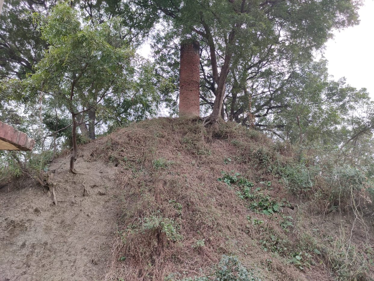 British era's cairn, before construction of which British had sacrificed a woman, now worship