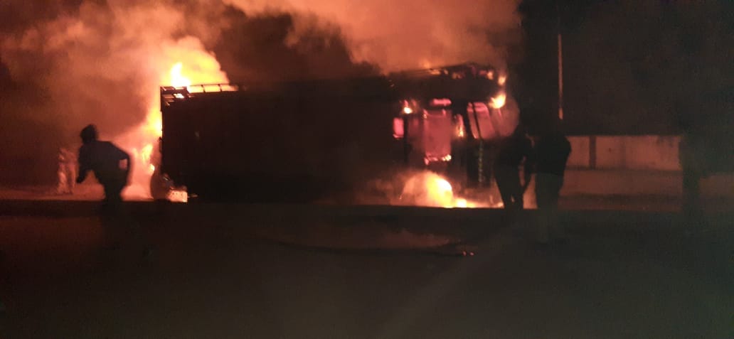 died in road accident, fire in truck in ghazipur