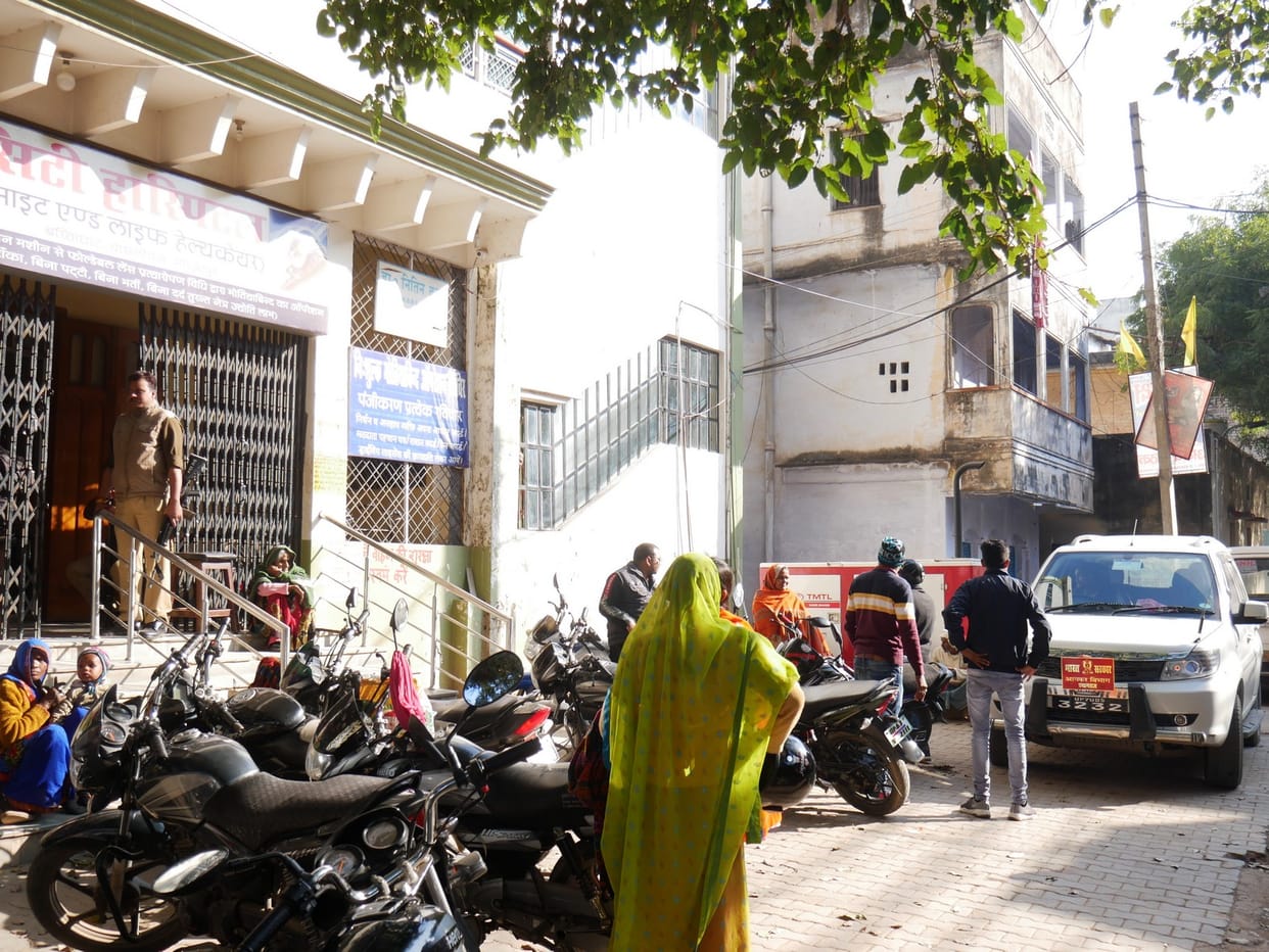 incometax raid mirzapur