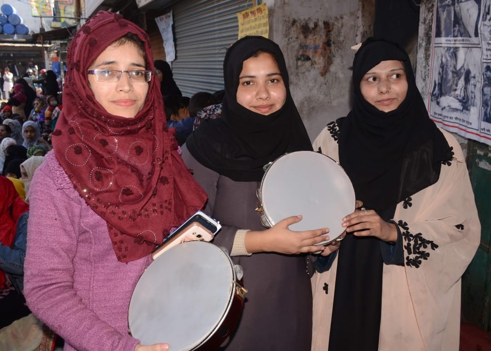 Shaheen bagh in haldwani : Muslim Women Protest against Caa