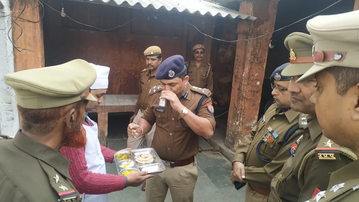 DIG Rajesh Modak Dinesh Rao inspected police lines on Friday