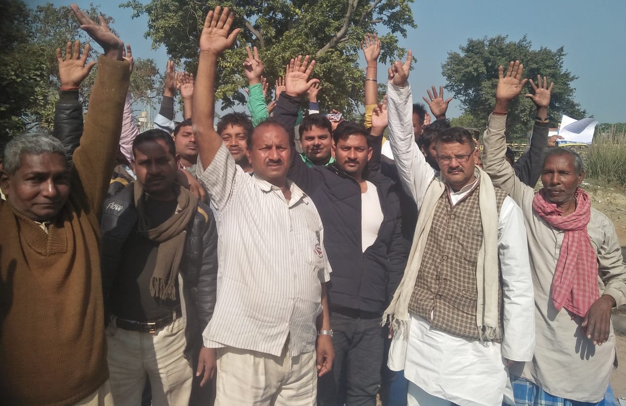 Demand for starting traffic through railway gate