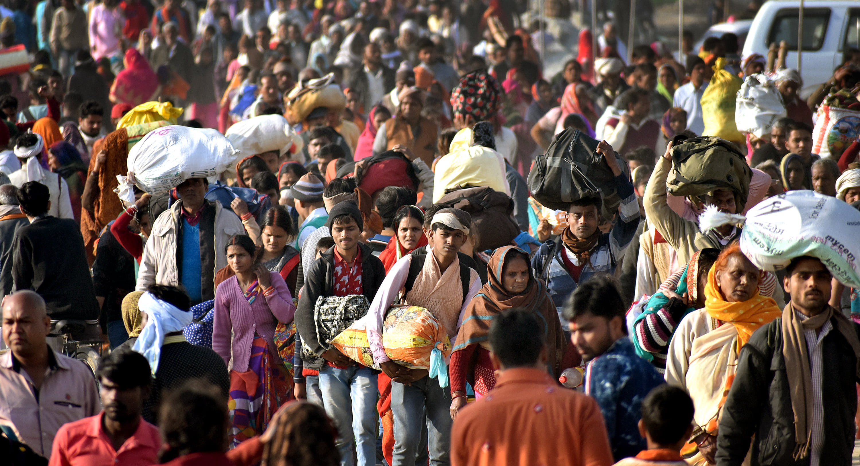 Mouni Amavasya: Mass of faith swells at the confluence
