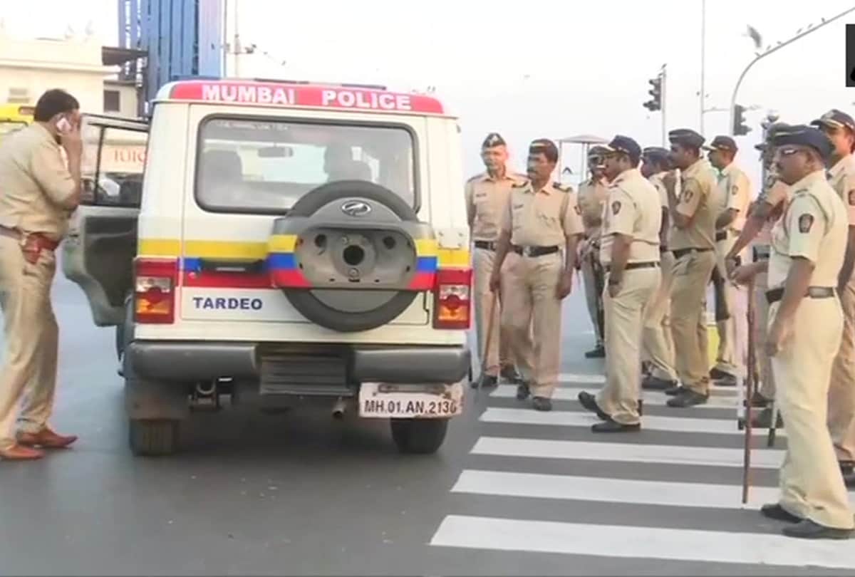 Actress Private Photo Leak Casting Director Arrested