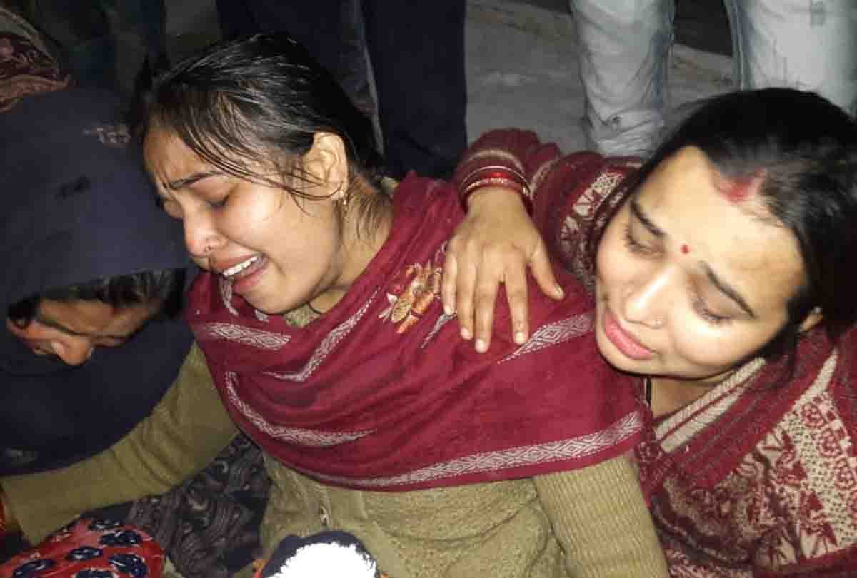 Wife was killed during delivery, then husband committed suicide