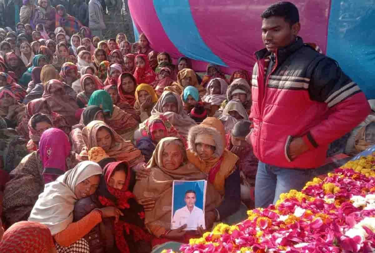 Last farewell to 19-year-old martyr Hariom with moist eyes