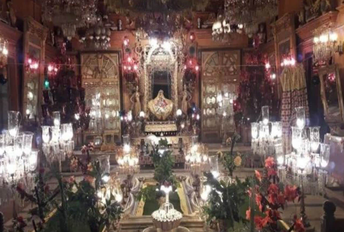 Shahji Mandir Sri Radha Ramnalal Devotees Can Visits Vrindavan
