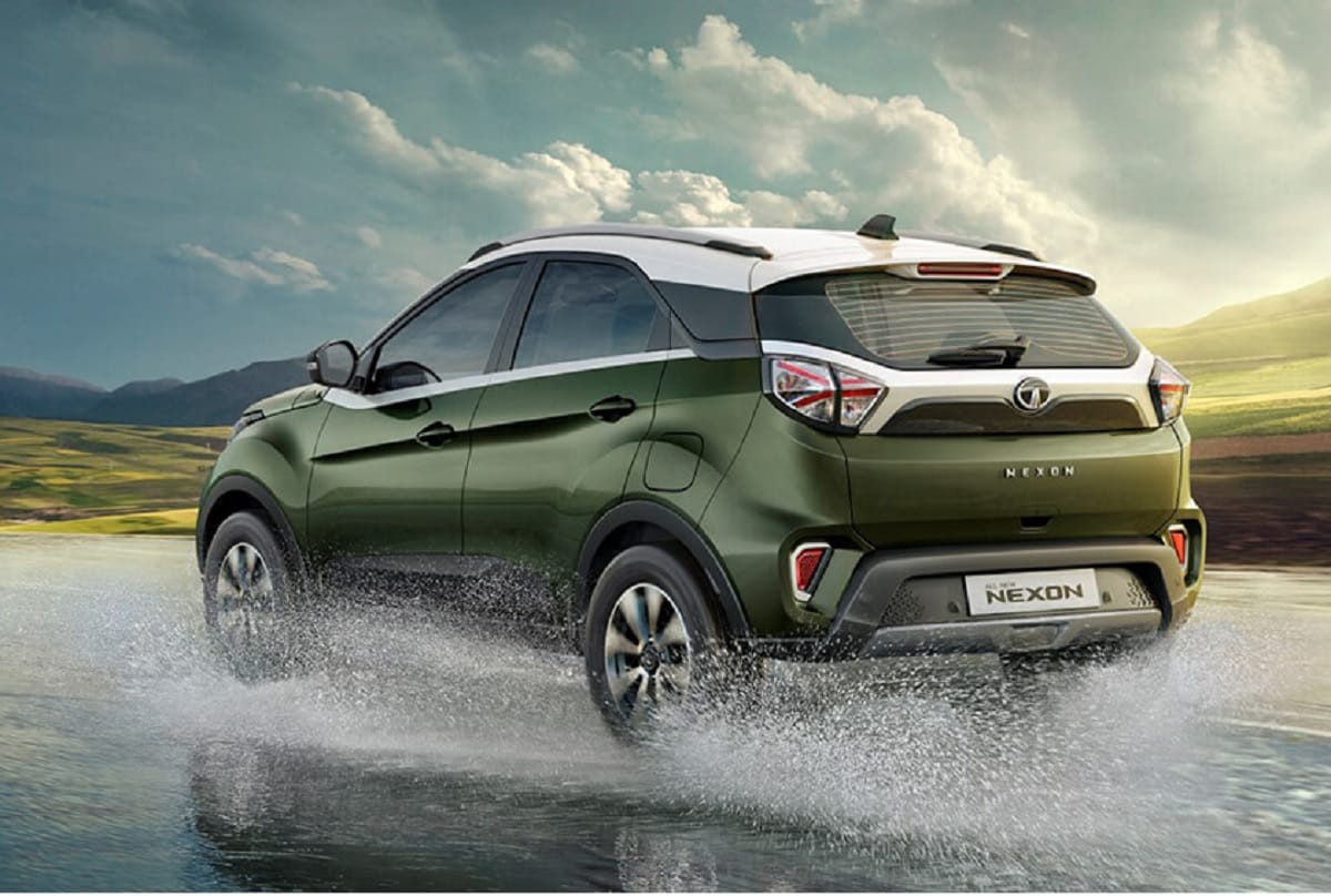 Tata motor launch new nexon varient xm s tata nexon xm s variant launched offers electric sunroof auto headlights tata motors tata nexon new model tata nexon new variant
