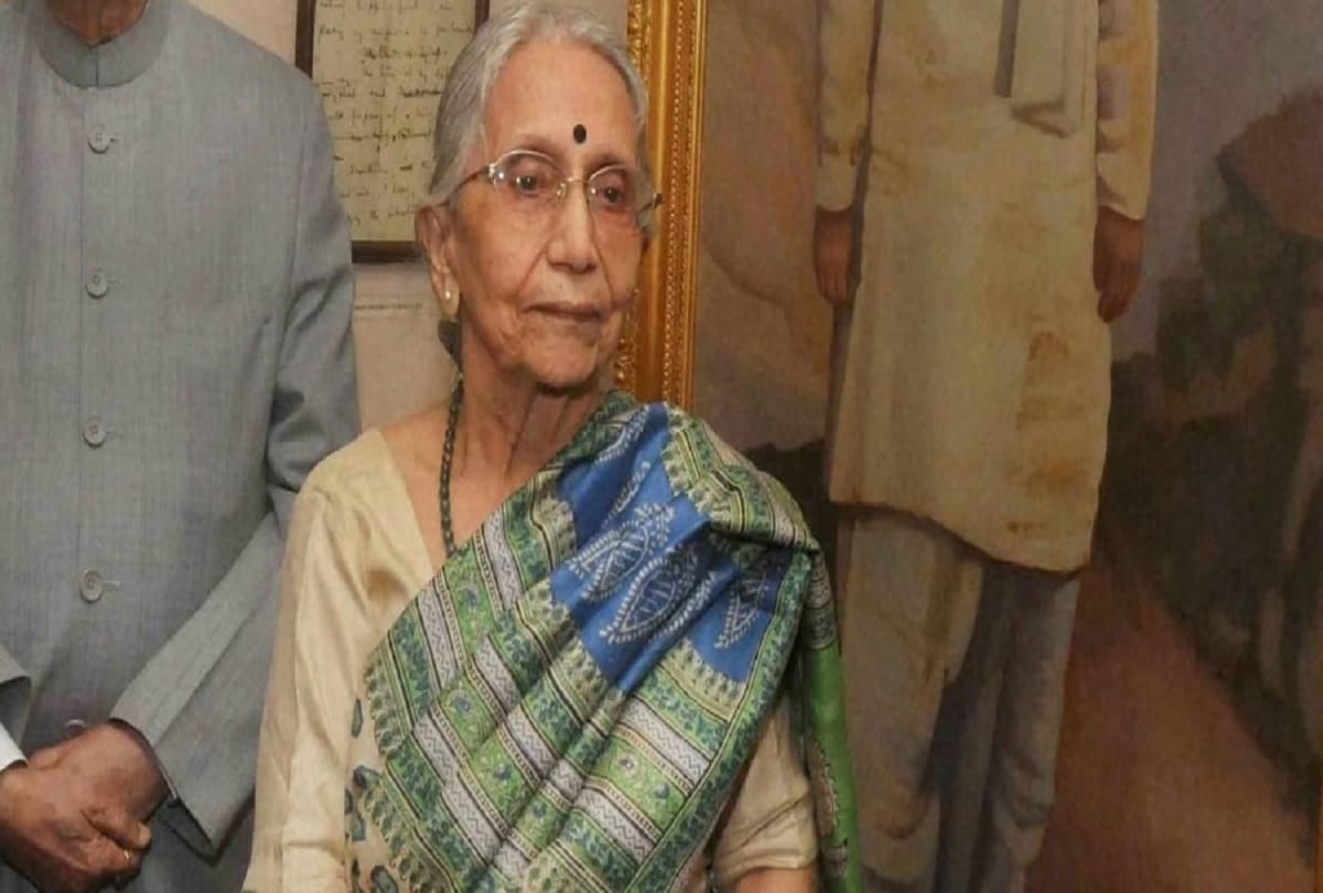 Netaji subhash chandra bose family said, Center attitude will make war like situation