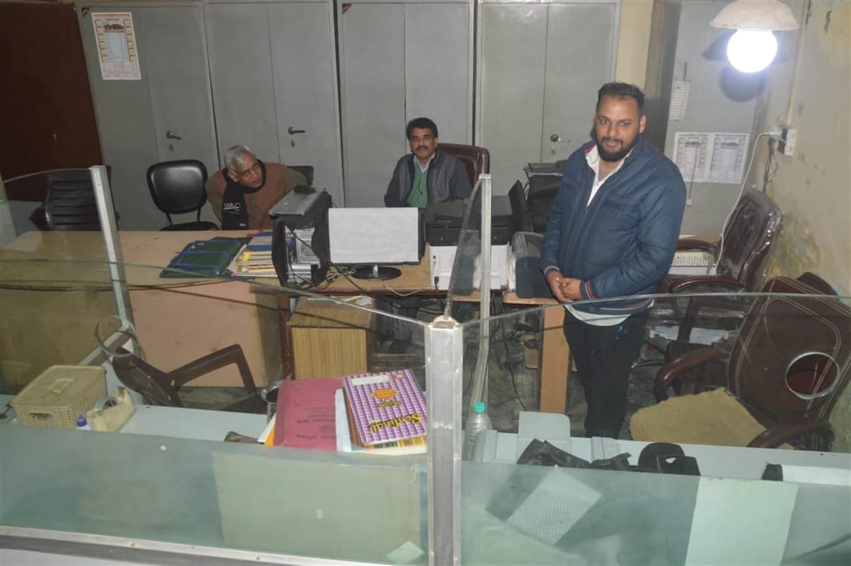 Hathras: Vigilance questioned about appointment of teacher leader