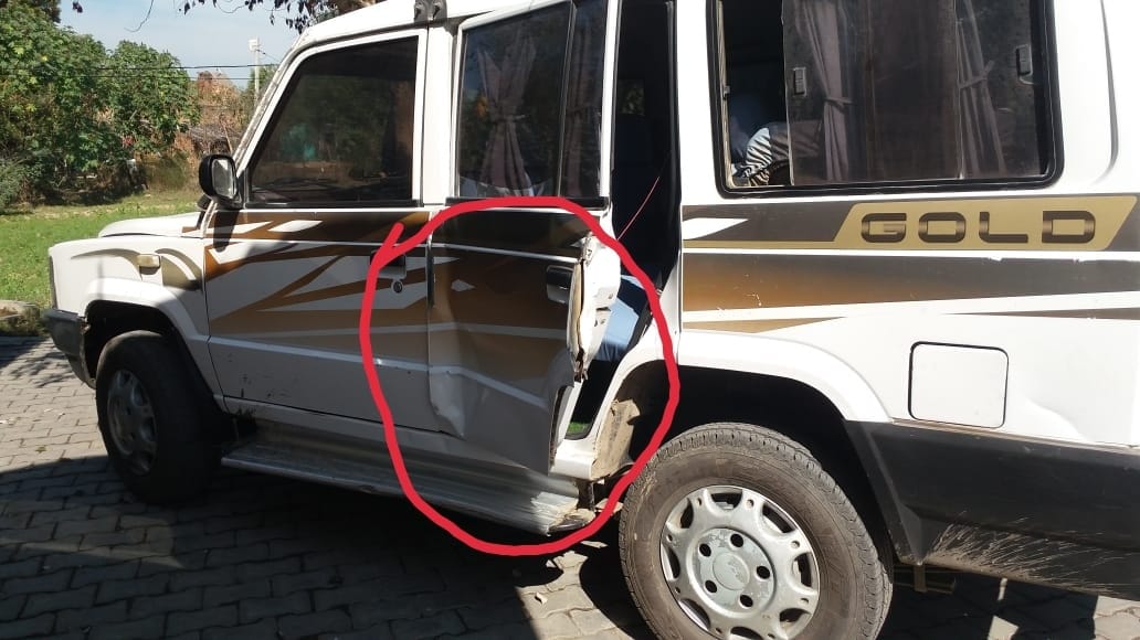 Truck carrying Morang collided, SDM survived, staff injured