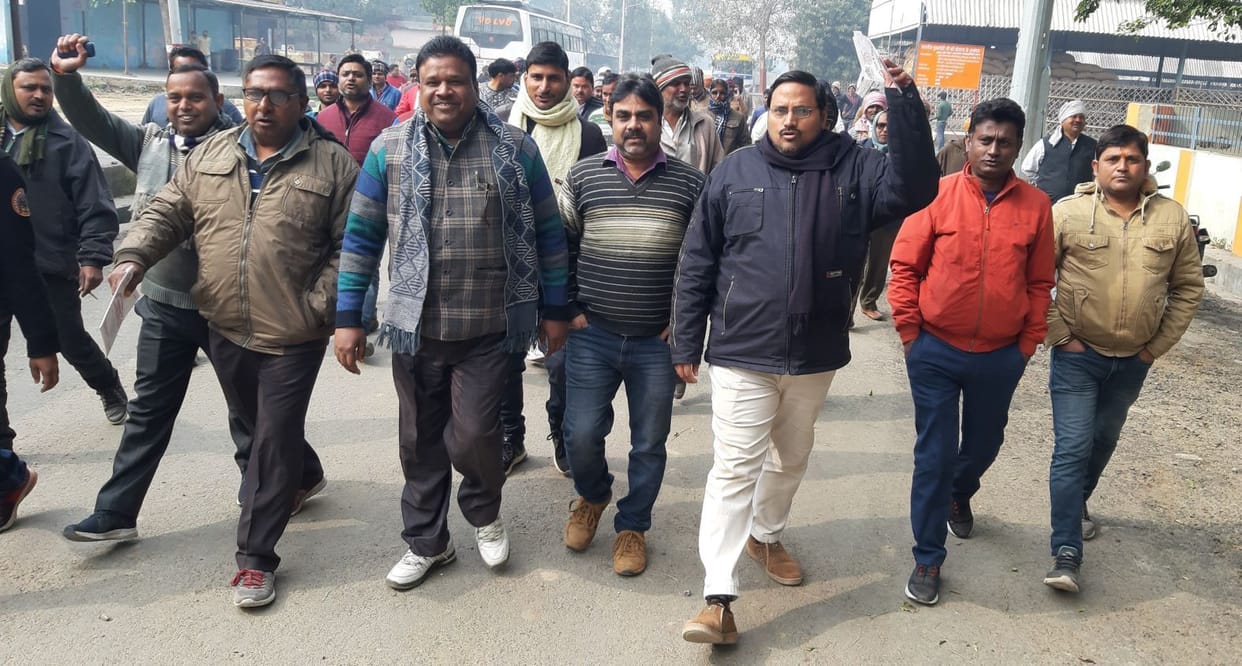 Business leaders united against removal of encroachment