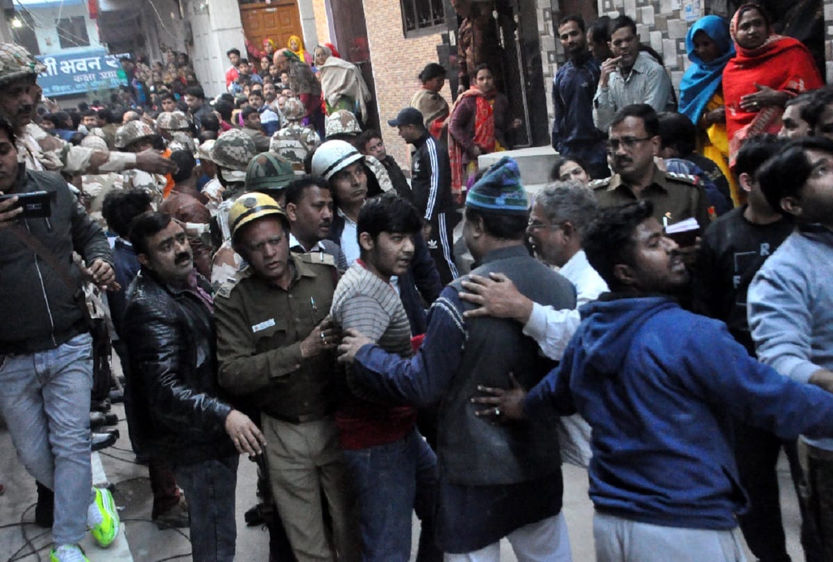 Delay in rescue work due to the arrival of vip people in bhajanpura