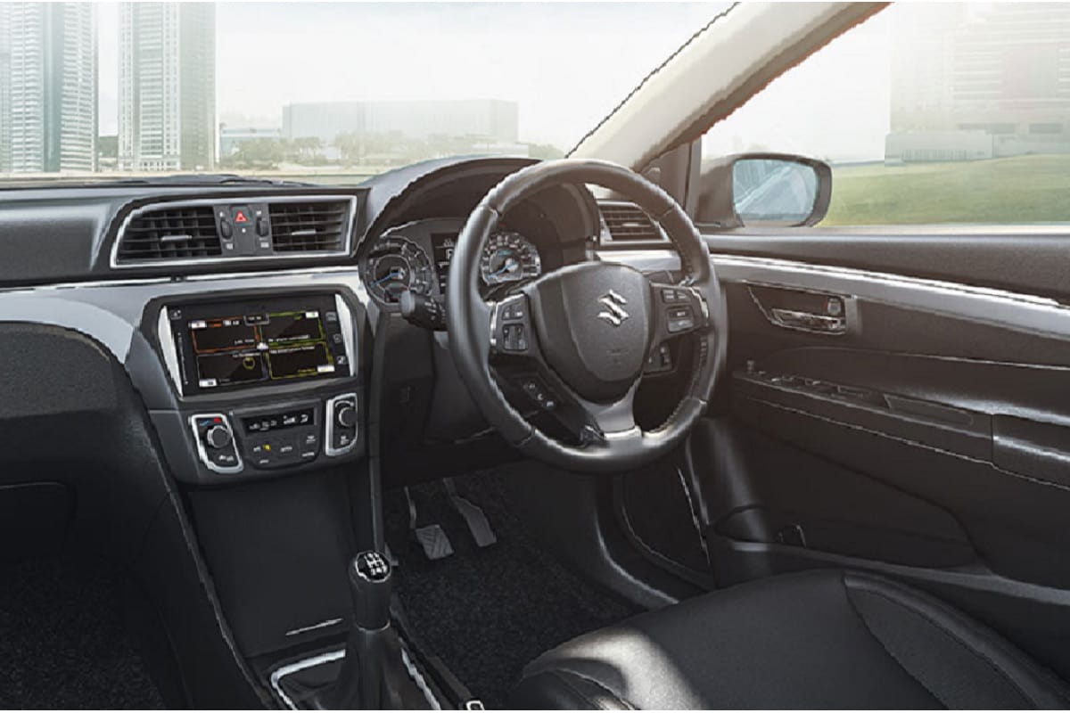 know the top 10 must have luxury cars features in 2020 in india from keyless entry to rear ac vents
