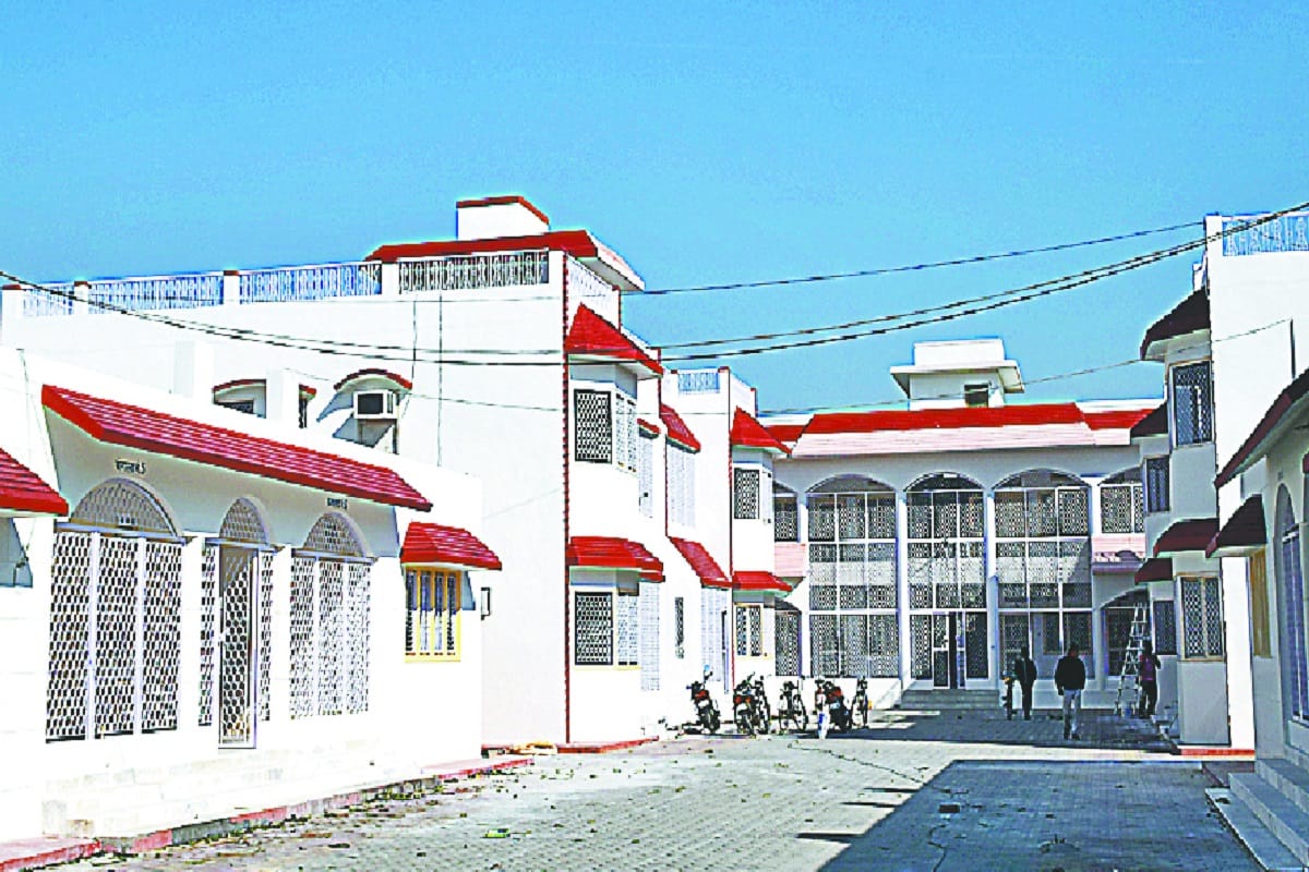 Construction is being done in the villages of Hastinapur before CM Yogi's Ganga Yatra