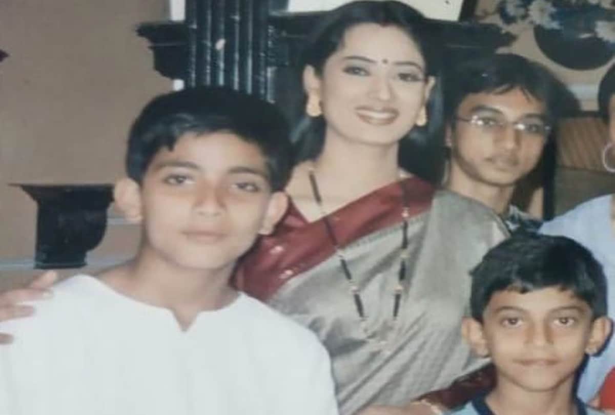 Shweta Tiwari Share Throwback Photo With Costar Fahmaan Khan on Instagram