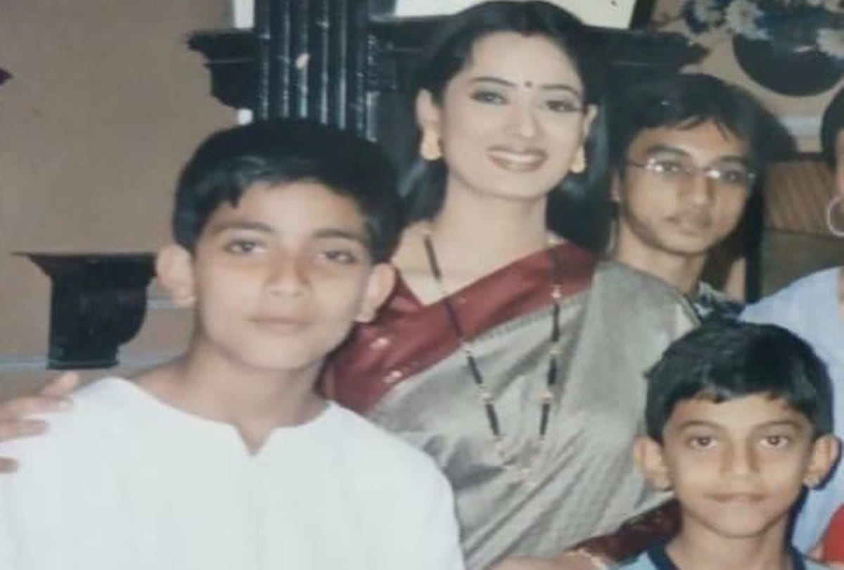 Shweta Tiwari Share Throwback Photo With Costar Fahmaan Khan on Instagram