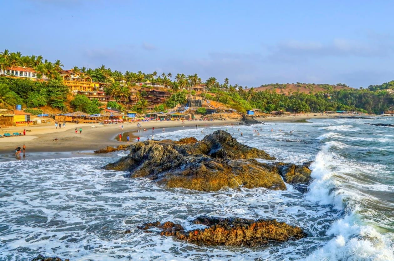 Visit Top Kid Friendly Beaches In India And Things To Do With Kids at Beach in Hindi