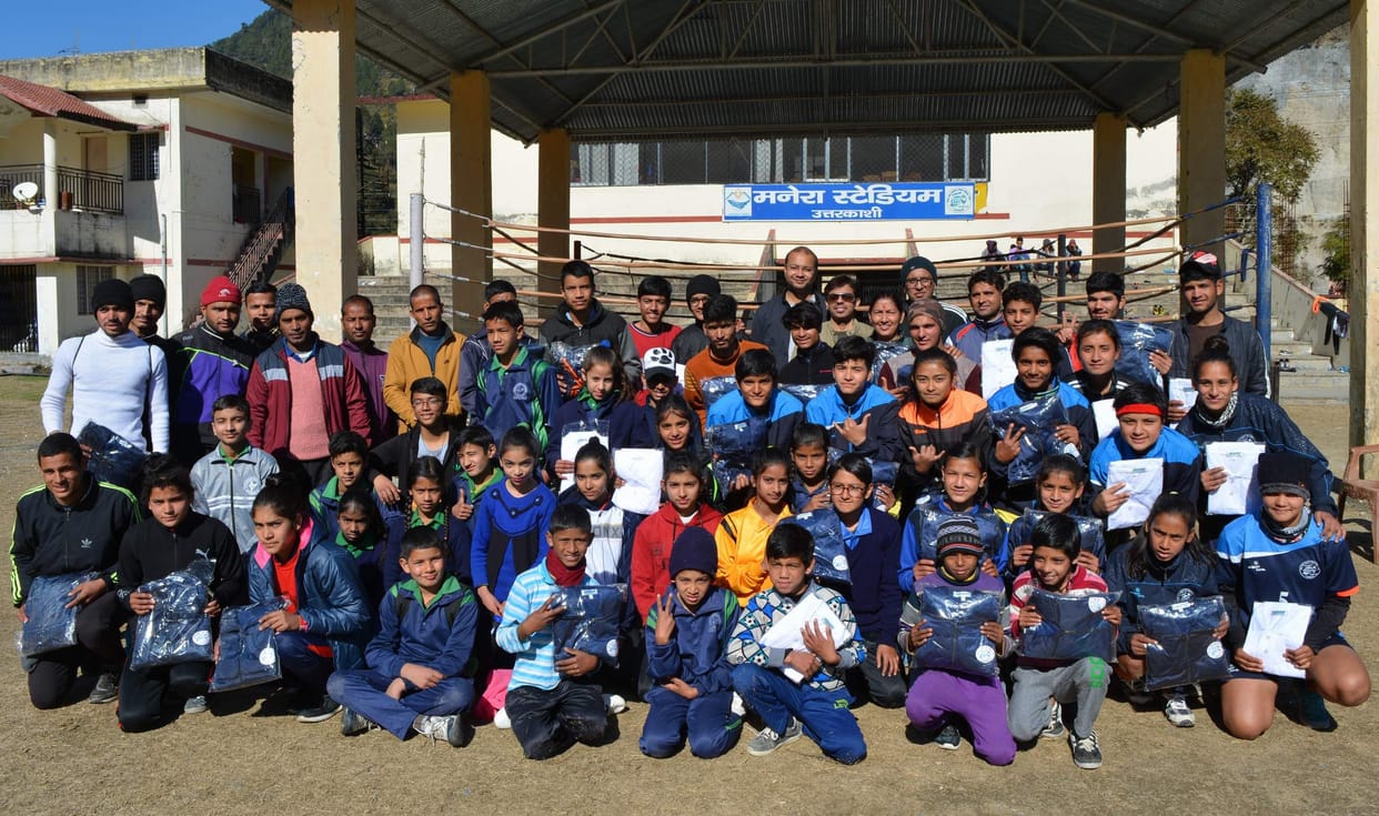 Sandeep and Kareena win in cross country race