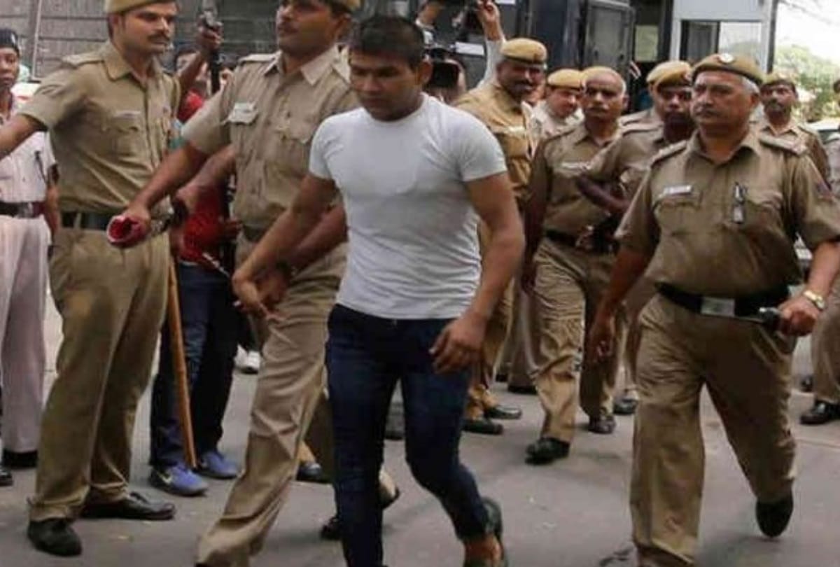 Nirbhaya Case convict vinay sharma moves election commission to escape hanging