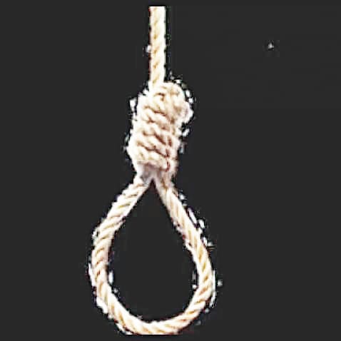 woman suicide in chandausi