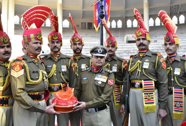 republic day 2020: Celebration Of Republic Day at Attari Wagah Border