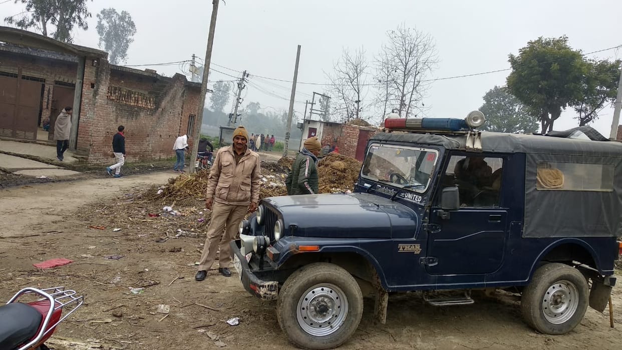 Attack on refusing to connect cable to transformer, two injured