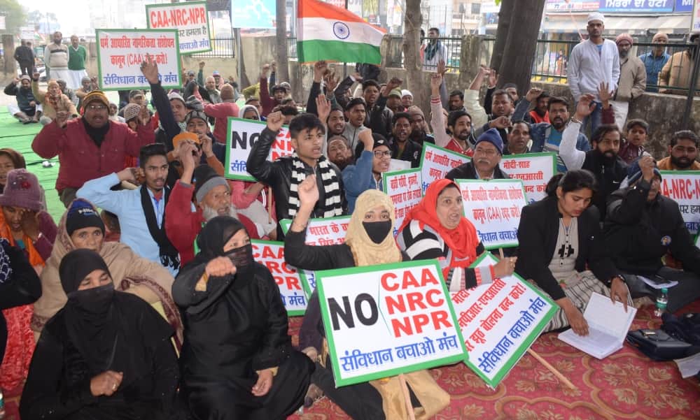 Naseeruddin Shah Mira Nair and Nandita Das including 300 Celebs released open statement against caa