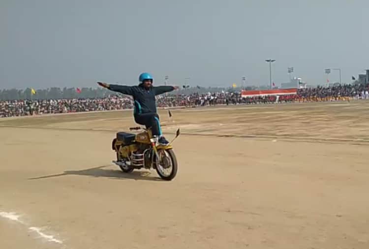CM Manohar Lal Hoist Flag At Jind, See beautiful pictures of Republic Day