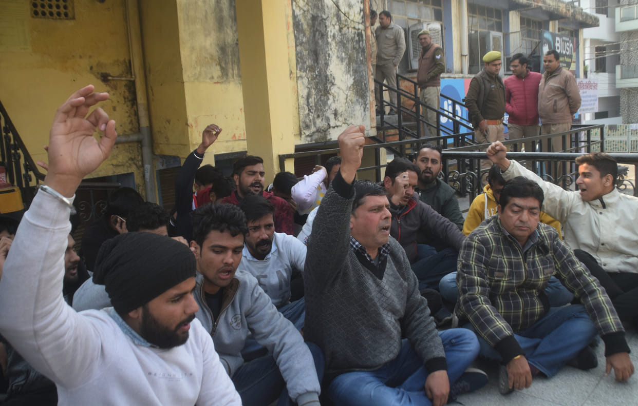 CO siege on the arrest of attackers