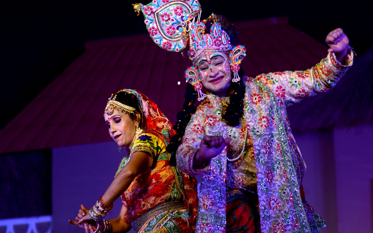 Confluence of handicrafts with melody and rhythm at Prayagraj Magh Mela