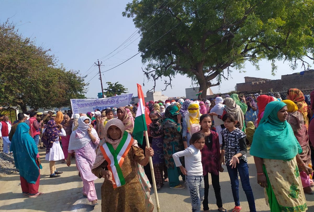 caa protest : rising day by day in many small cities of uttar pradesh