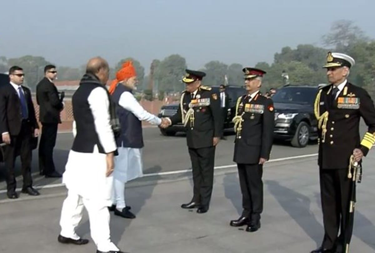 PM Modi will inaugurate Defense Expo in Lucknow today