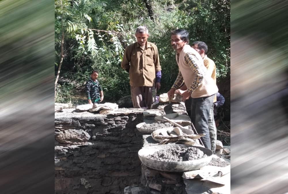 PM Narendra Modi praise Villagers Struggle for remove Water problem in Almora village