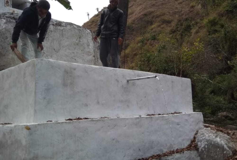 PM Narendra Modi praise Villagers Struggle for remove Water problem in Almora village