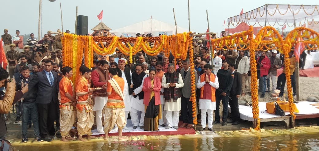 PM Modi for Namami Gange & CM's work for Ganga Yatra commendable